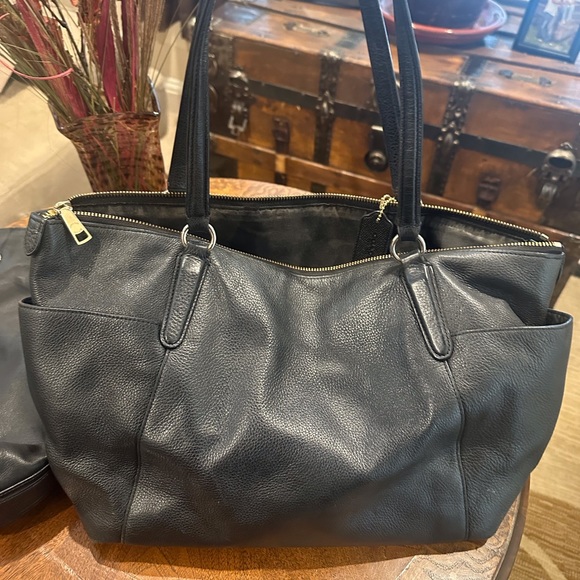 GUC Coach black purse bundle - Picture 5 of 5